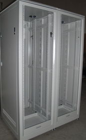 上海颂兴电器科技网络机柜产品概览——打造高效机房核心